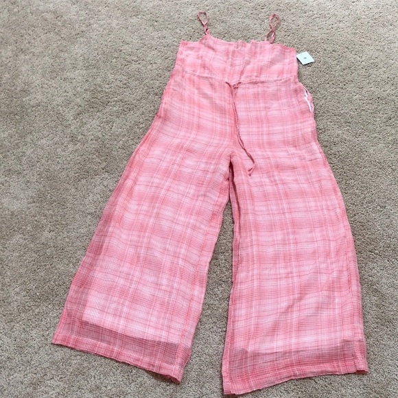 NWT! Urban outfitters XS Audra gingham jumpsuit. - Picture 3 of 11